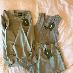 DAILY DRILLS harbor sweatshirt, super shorts, logo tank